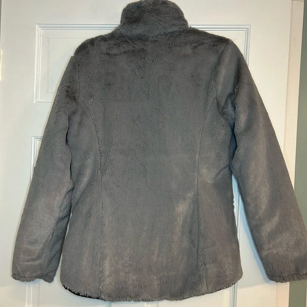 The North Face Women’s Reversible Jacket - Picture 4 of 4